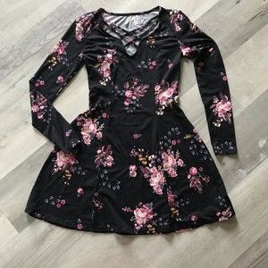 Mudd Floral Long Sleeve Mini Dress Fit Flare Flowy Cottagecore Holiday Ditsy